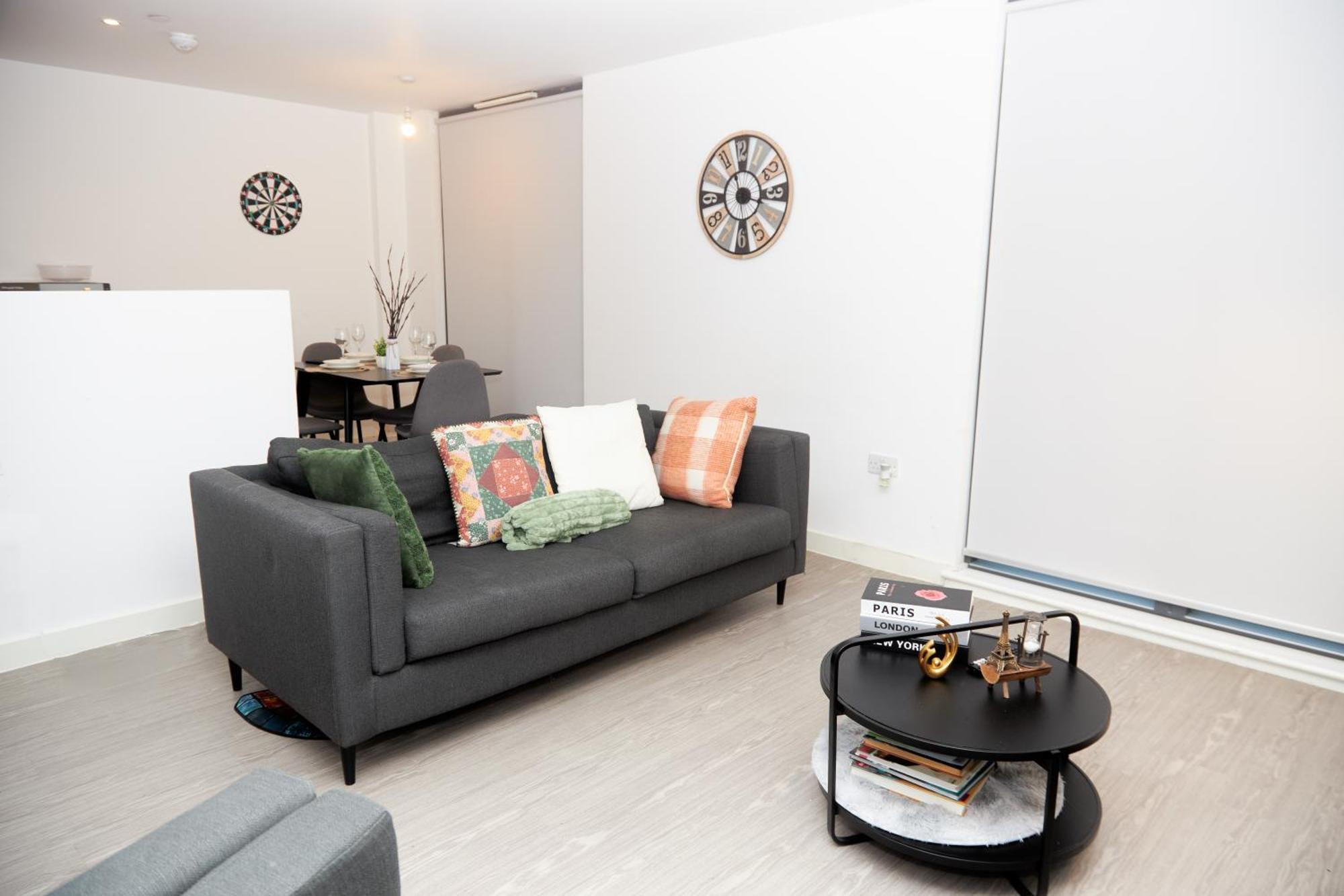 Obi'S House&Suites - Luxury 2Bed Duplex Apartment With Balcony Manchester Extérieur photo